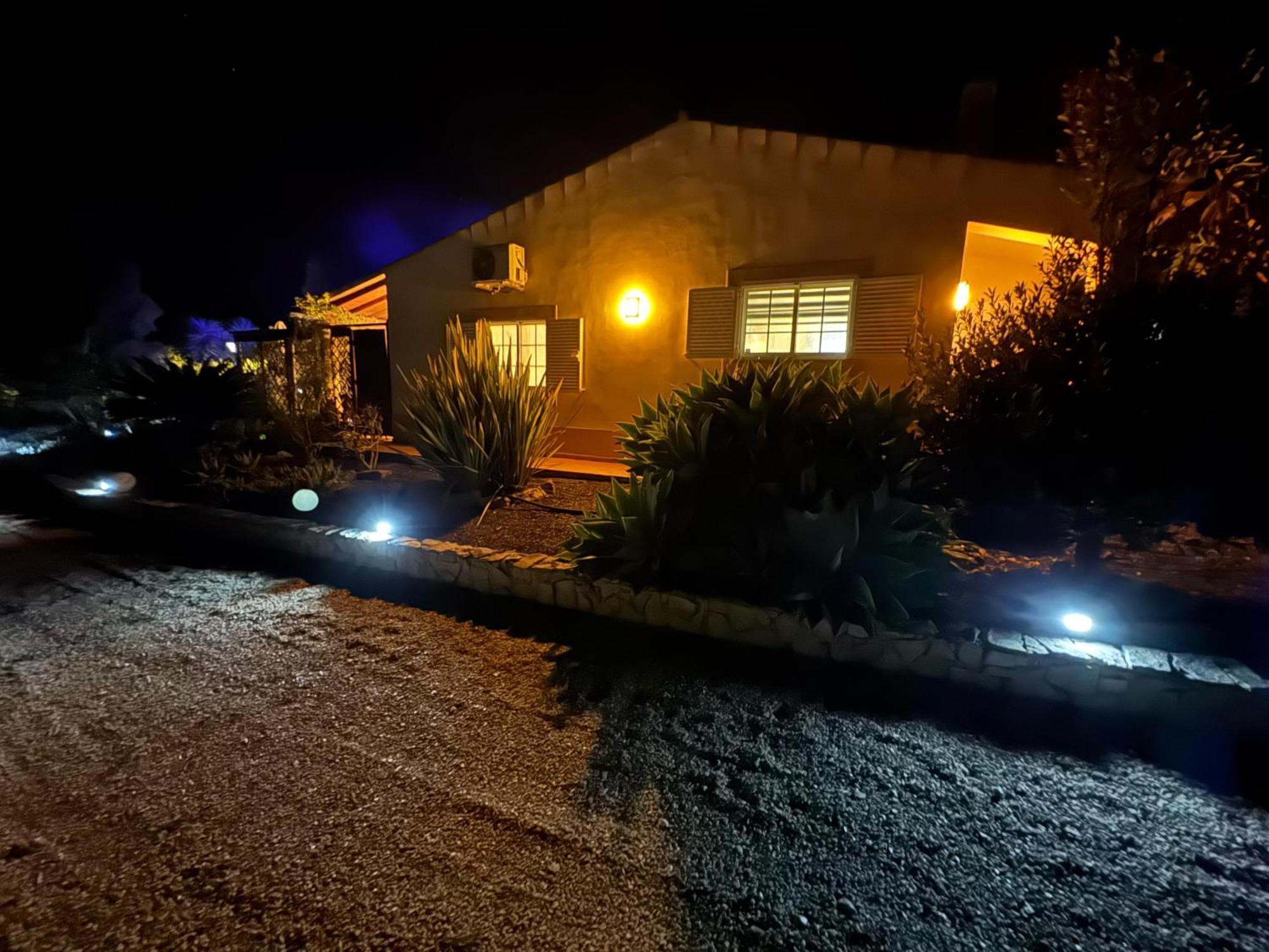 Villa Rubix Luz Exterior foto